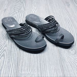 Vince Camuto NEW | Eriantha toe loop sandal size 6